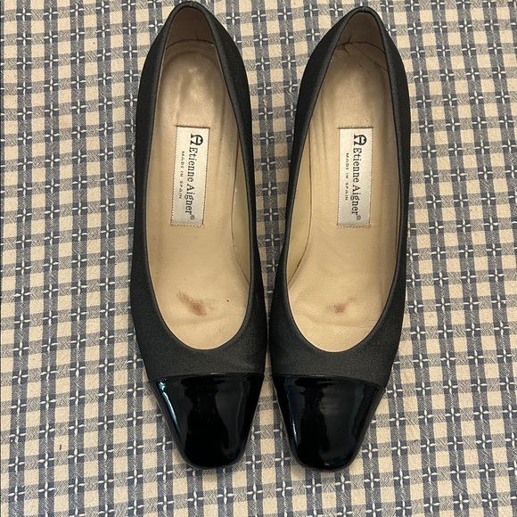 Vintage Etienne Aigner block heel black patent and grey  heels - Picture 2 of 10